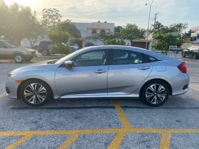 Honda Civic turbo plus 2017