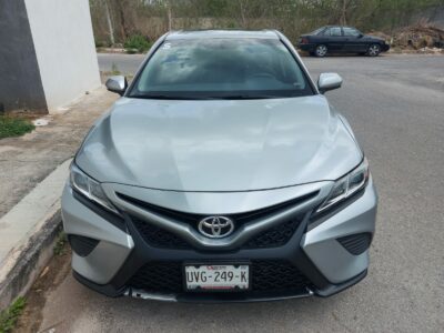 Toyota Camry SE 2018