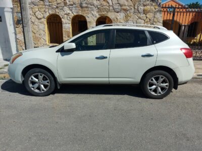 Nissan Rogue 2010