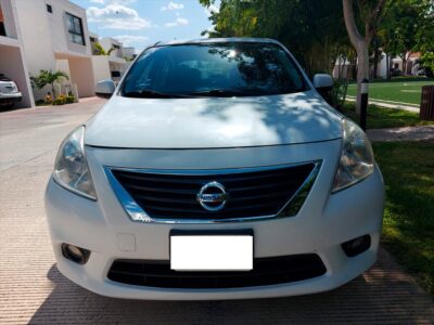 Nissan Versa Tornado Sport 2012