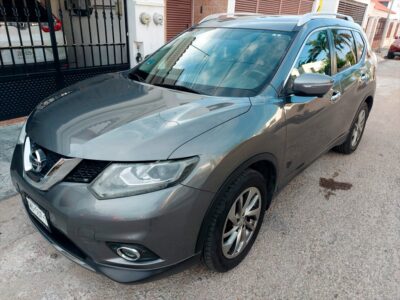 Nissan X-Trail Exclusive 7 Pasajeros 2015