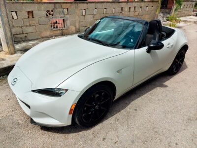 Mazda MX5 STD 2019