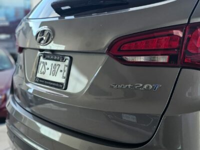 HYUNDAI SANTA FE SPORT