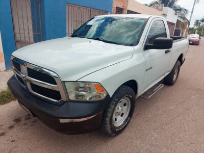 Dodge RAM 1500 2014