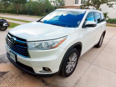 Toyota Highlander Limited 2014