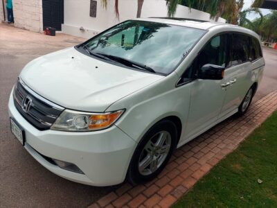 Honda Odyssey Touring 2013