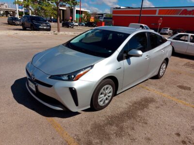 Toyota Prius Base Hibrido Automático 2019