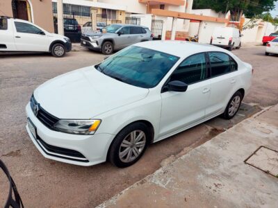 Volkswagen Jetta MK V1 2.0L 2016