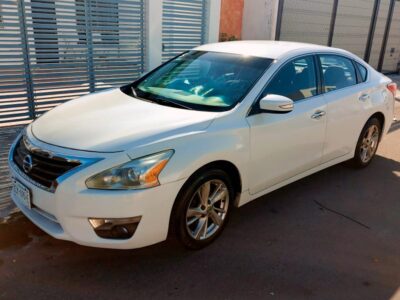 Nissan Altima Sense 2013