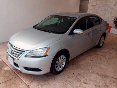 Nissan Sentra Advance 2016