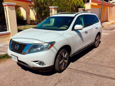 Nissan Pathfinder Exclusive 2014