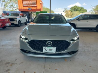 Mazda 3 i Grand Touring 2021