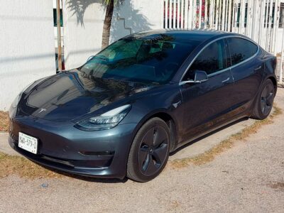 Tesla Model 3 Standar Plus 2020