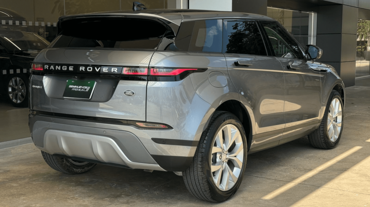 Land Rover Range Rover Evoque SE (2023)