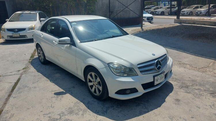 Mercedes Benz Clase C180 2013