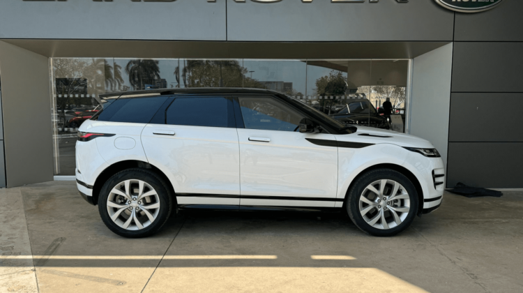 Land Rover Range Rover Evoque S (2023)