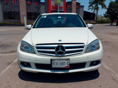 Mercedes Benz Clase C CGI 200 Exclusive 2011