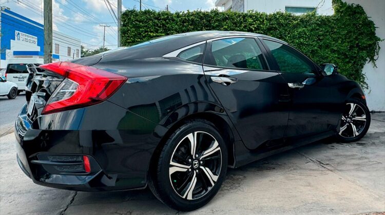 Honda Civic Touring 2018