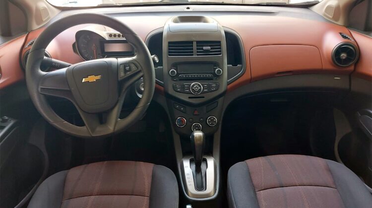Chevrolet Sonic LT Automatico 2015
