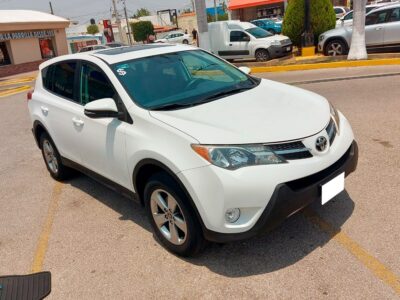 Toyota Rav4 XLE AWD 2015