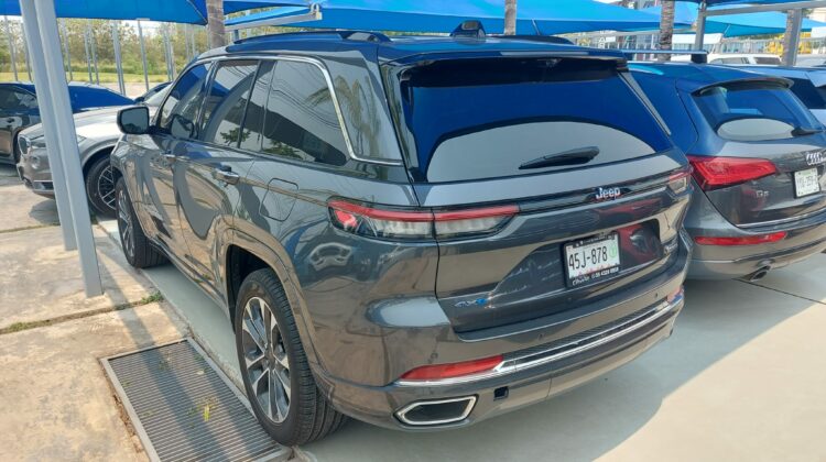 Jeep Grand Cherokee Hybrid 2023