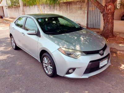 Toyota Corolla LE 2015