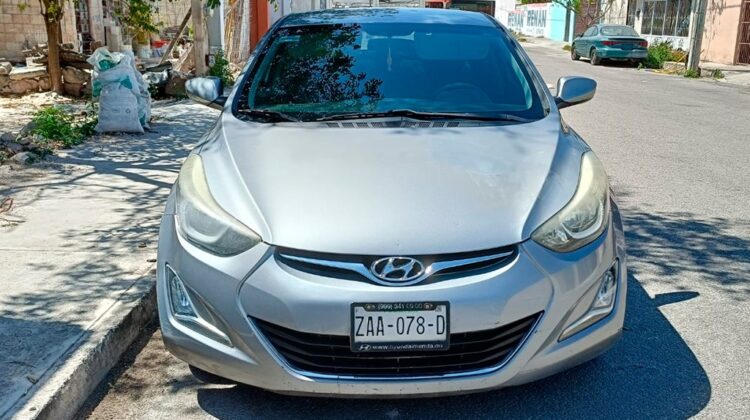 Hyundai Elantra GLS Premium 2016