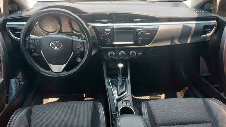 TOYOTA COROLLA SPORT 2015