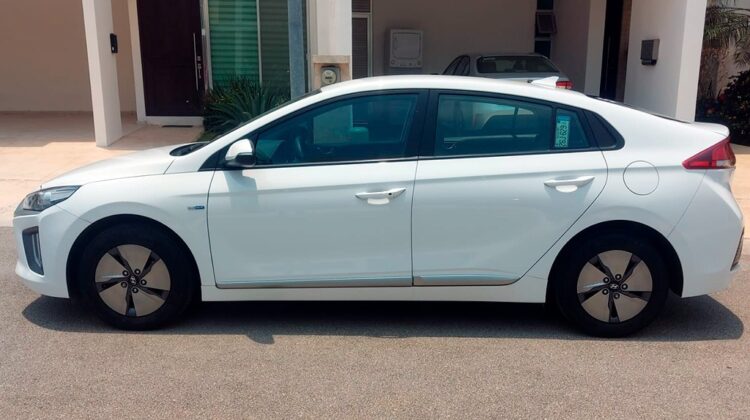 Hyundai Ioniq Hybrid 1.6 GLS Premium 2020