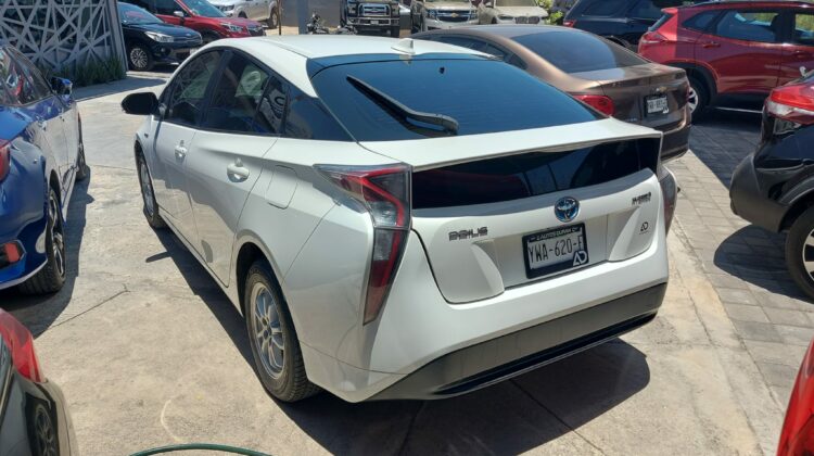 Toyota Prius 2018