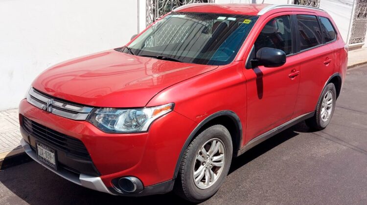 Mitsubishi Outlander SE 2015