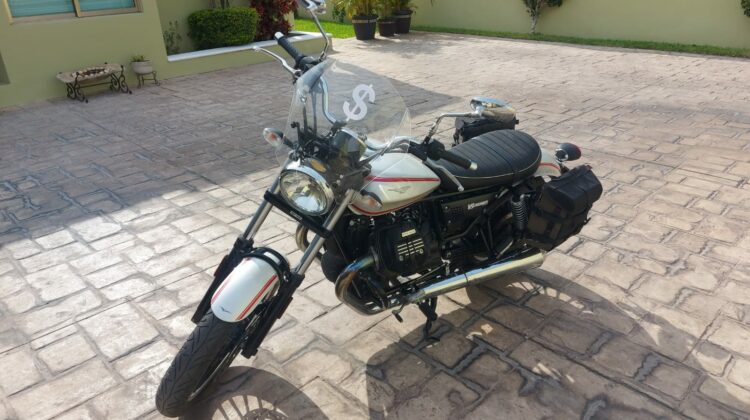 Guzzi 900 CC 2021