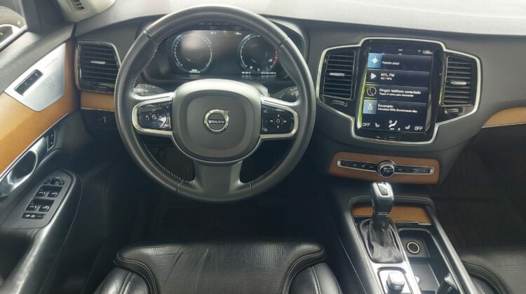 Volvo CX90 2019