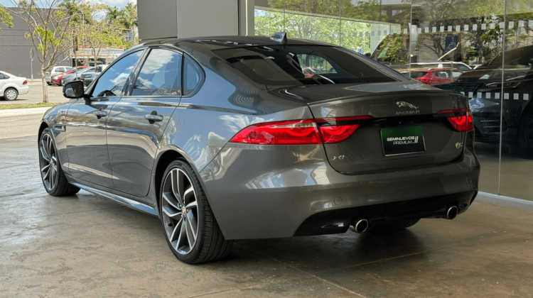 Jaguar XF S (2019)