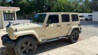 JEEP WRANGLER UNLIMITED SAHARA 4X4 (PLACAS QUINTANA ROO)