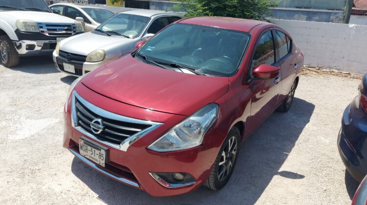 Nissan Versa 2015