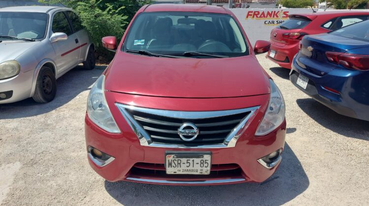 Nissan Versa 2015