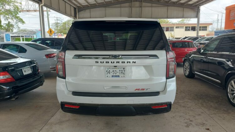 Chevrolet Suburban RST 2021