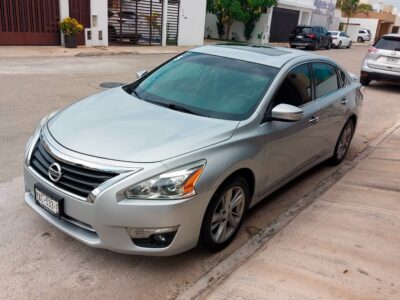 Nissan Altima Navy Advance 2015