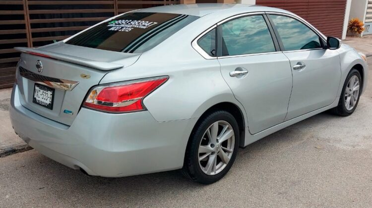 Nissan Altima Navy Advance 2015