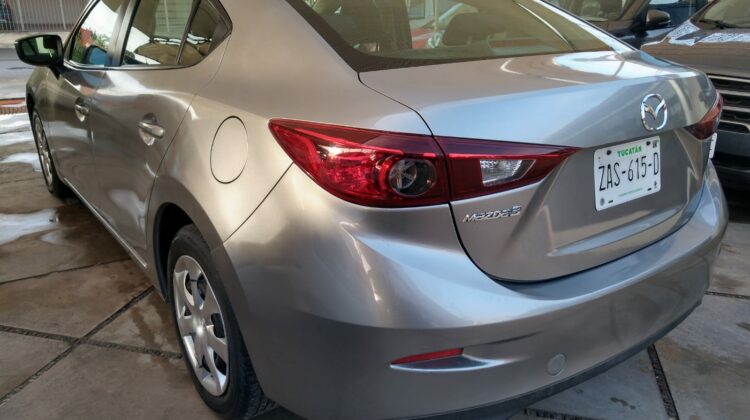 Mazda 3 Touring sedan Automático 2014