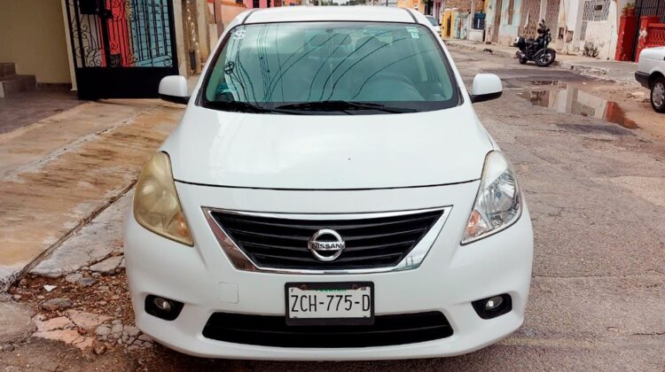 Nissan Versa 2014