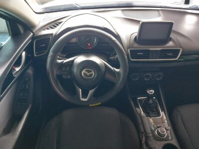 Mazda 3 2016