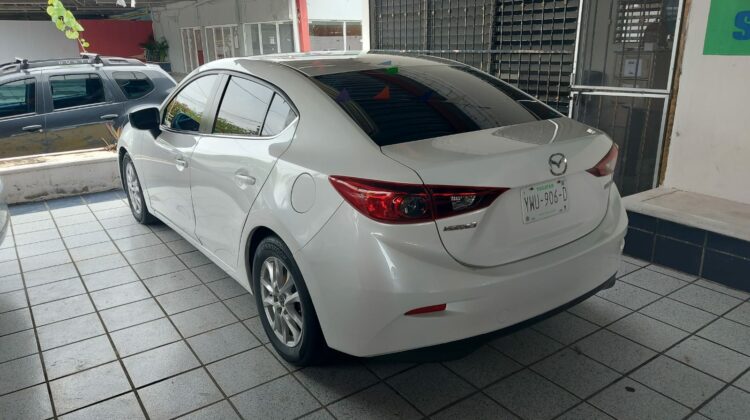 Mazda 3 2016