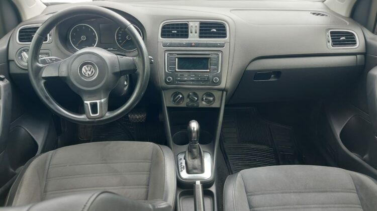 Volkswagen Polo Highline 2014