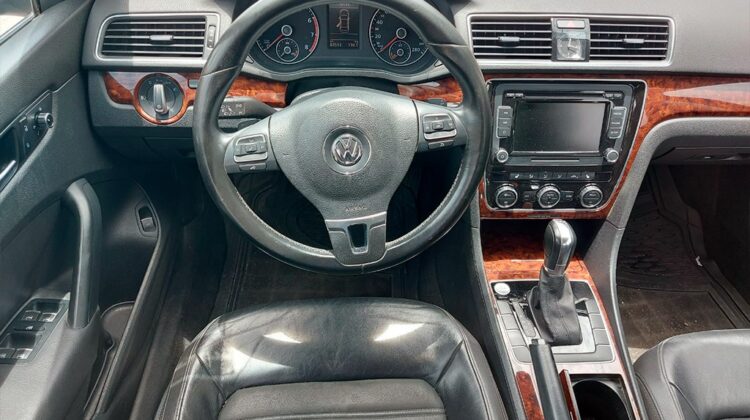 Volkswagen Passat 2012