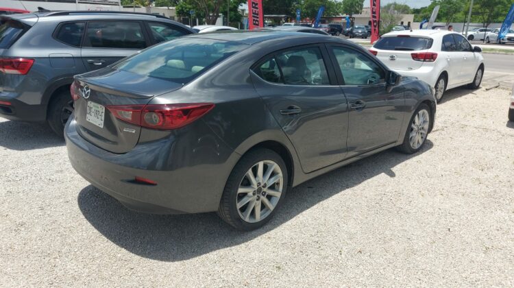 Mazda 3 2018