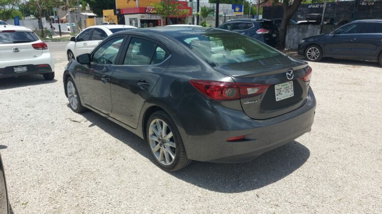 Mazda 3 2018