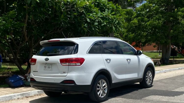 Kia Sorento Aut LX 2016