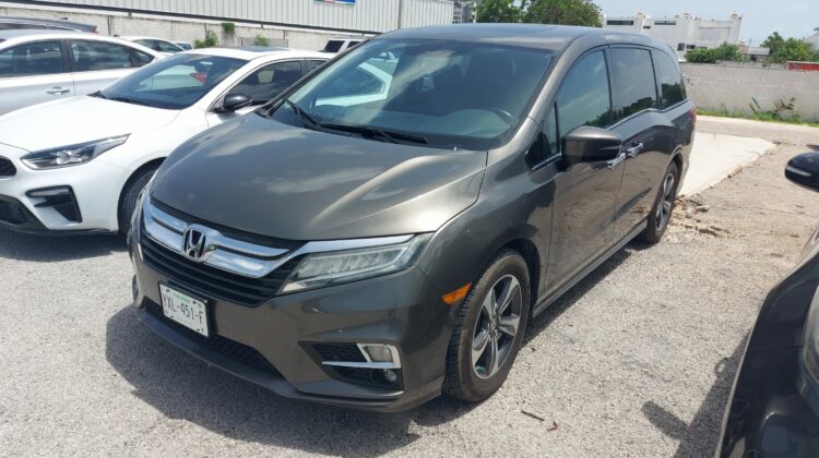 Honda Odyssey Touring 2020